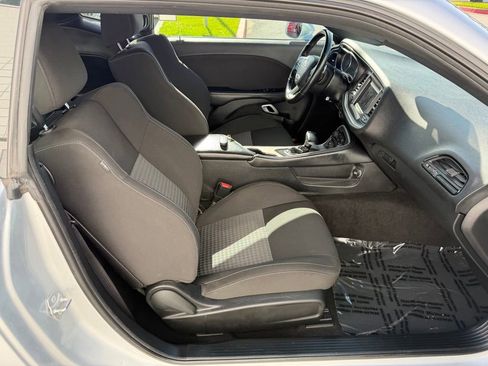 Used 2021 Dodge Challenger R/T RWD image 17