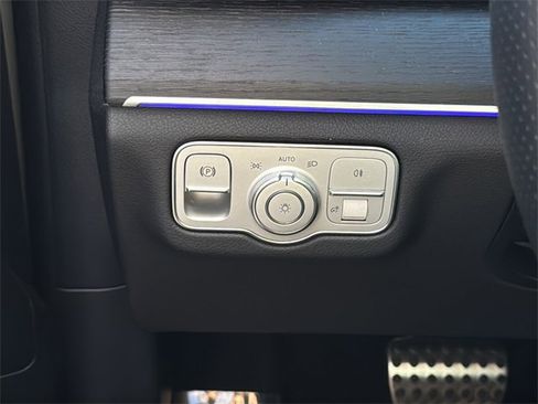 Certified 2025 Mercedes-Benz GLS 450 4MATIC image 23