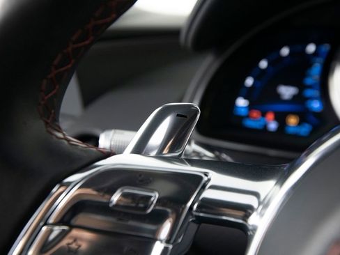 Used 2019 Bugatti Chiron AWD/4WD image 34