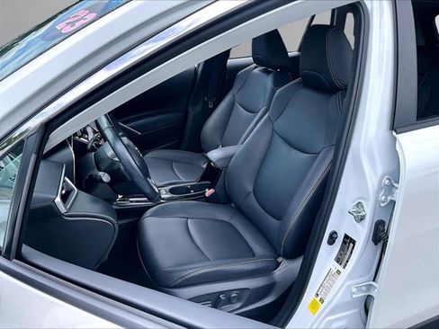 Used 2023 Toyota Corolla Cross XLE FWD image 26