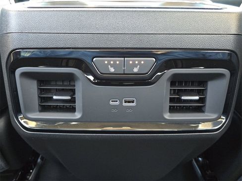 Certified 2026 GMC Sierra 1500 AT4 w/ AT4 Premium Package image 18