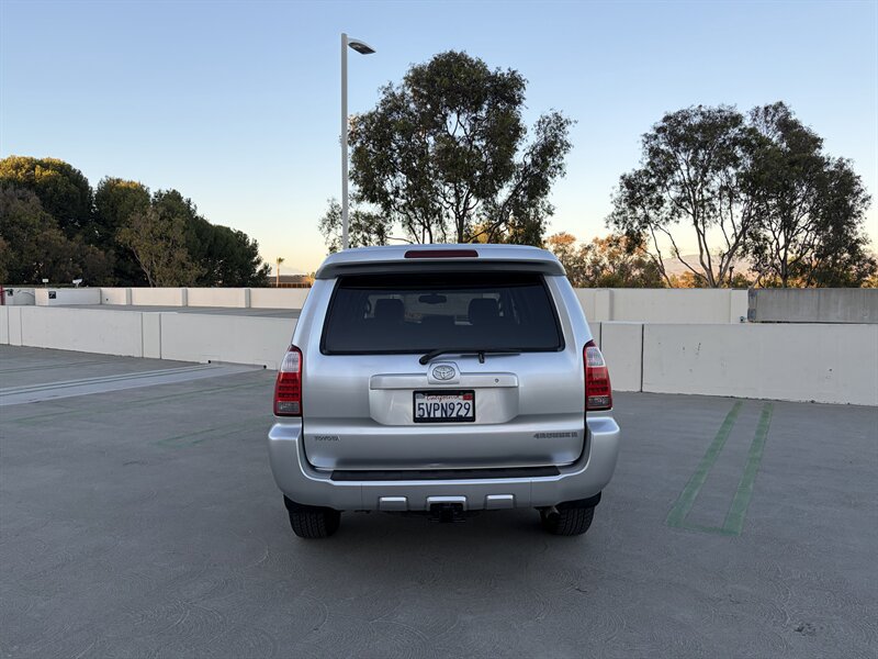 Used 2006 Toyota 4Runner Limited w/ Preferred Accessory Pkg RWD image 5