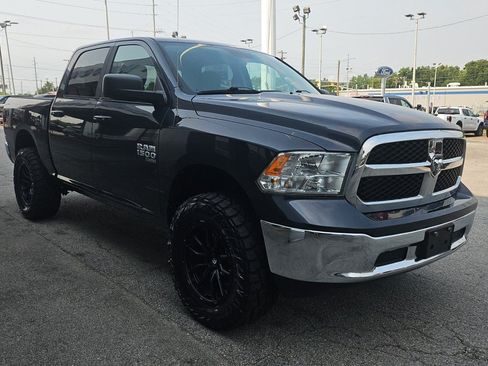Used 2021 RAM 1500 Classic SLT AWD/4WD image 6