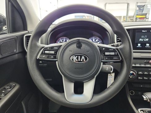 Used 2021 Kia Sportage LX w/ LX AWD Popular Package image 11