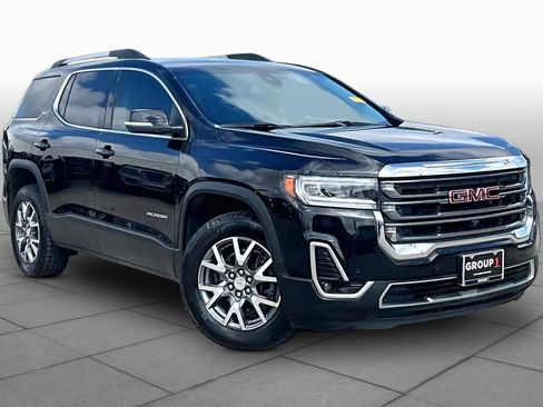 Used 2023 GMC Acadia SLT w/ Technology Package FWD image 3