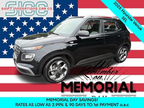 Used 2025 Hyundai Venue SEL FWD image 1