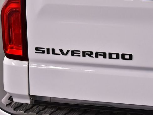Used 2024 Chevrolet Silverado 1500 RST w/ Z71 Off-Road Package AWD/4WD image 12