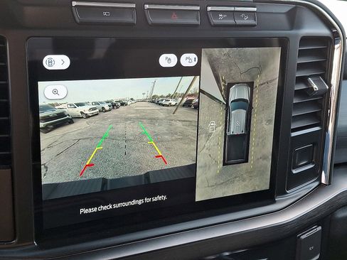 Certified 2024 Ford F250 Lariat w/ FX4 Off-Road Package image 18