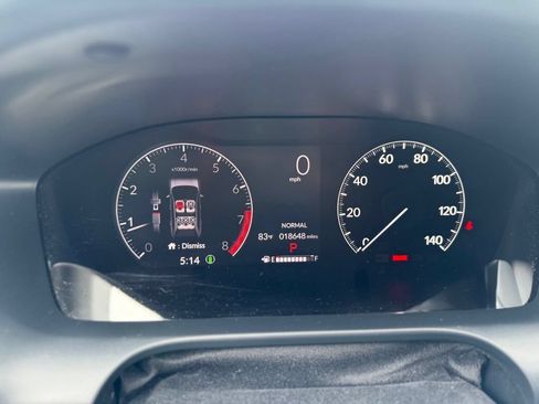 Used 2024 Honda HR-V EX-L image 11