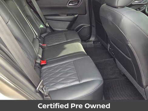 Used 2024 Nissan Rogue Platinum w/ Platinum Premium Package FWD image 14