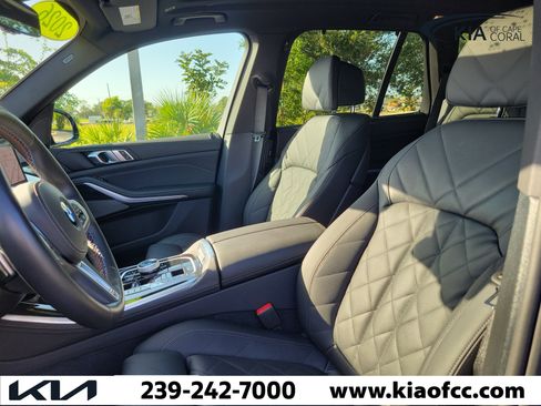 Used 2026 BMW X5 M60i AWD/4WD image 24