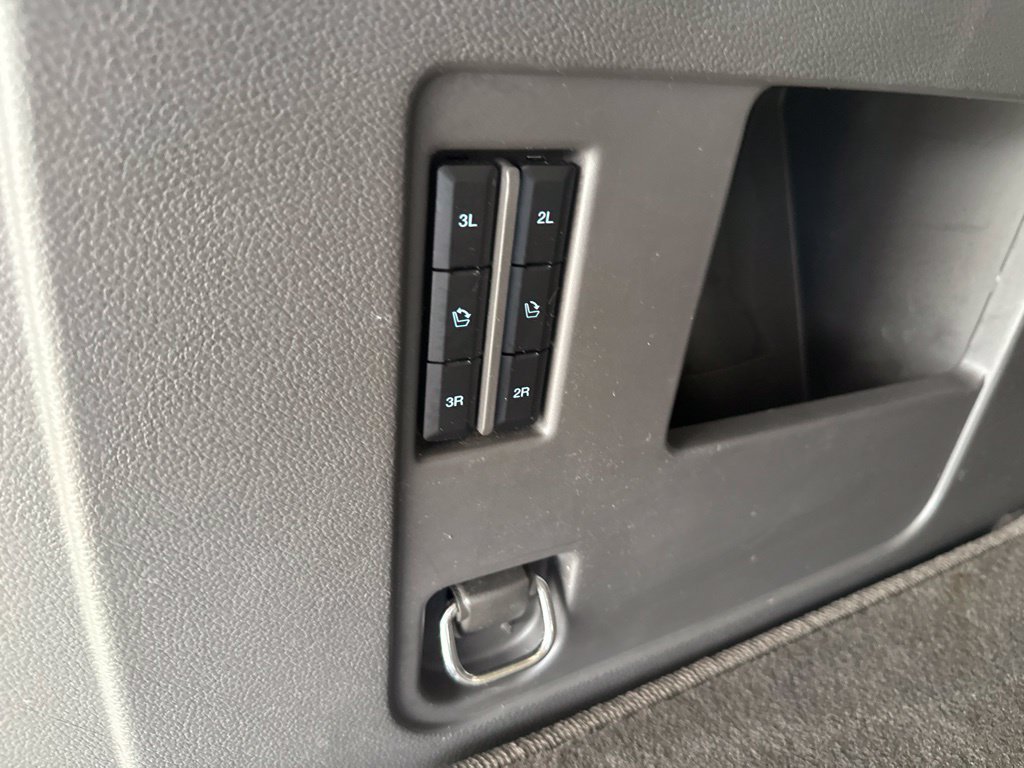Used 2021 Ford Expedition Max Limited AWD/4WD image 32