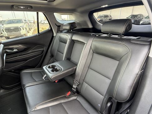 Used 2020 GMC Terrain SLT w/ Preferred Package image 17