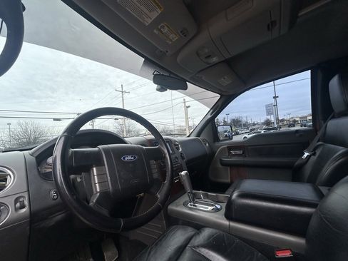 Used 2005 Ford F150 Lariat image 16