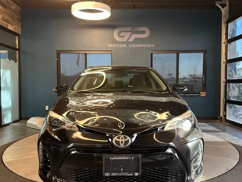 Used 2017 Toyota Corolla SE w/ Carpet Mat Package (TMS) FWD image 8