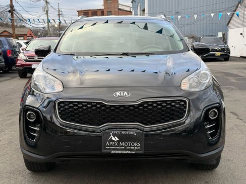 Used 2017 Kia Sportage LX w/ LX Popular Package image 2
