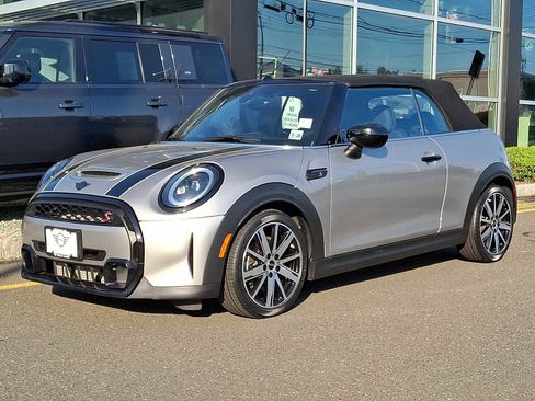 Certified 2024 MINI Cooper S FWD image 28