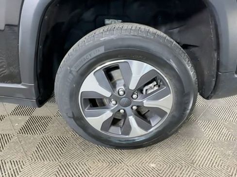 Used 2023 Jeep Grand Cherokee 4WD 4xe w/ Luxury Tech Group II image 23