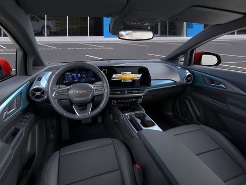 New 2026 Chevrolet Equinox EV LT image 39