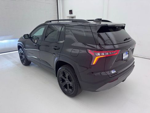 New 2026 Chevrolet Equinox LT image 5