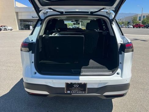 Certified 2026 INFINITI QX60 Luxe w/ Cargo Package FWD image 29