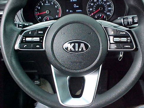 Used 2019 Kia Optima LX w/ LX 17" Wheel Package FWD image 29