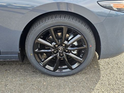 New 2026 MAZDA MAZDA3 Carbon image 31