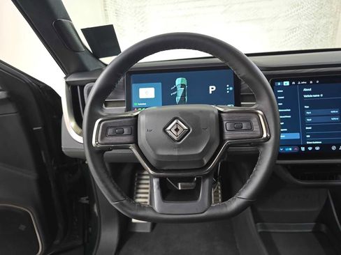 Used 2024 Rivian R1S Adventure AWD/4WD image 5