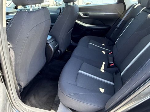 Used 2025 Hyundai Sonata SEL FWD image 22