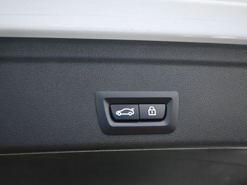 Used 2020 BMW X6 xDrive40i w/ Premium Package image 9