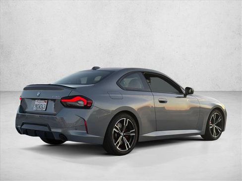 Certified 2025 BMW 230i Coupe w/ M Sport Package image 5