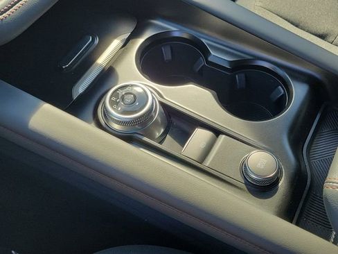 Used 2025 Ford Explorer Active image 11