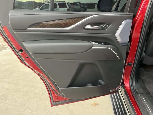 Used 2024 Cadillac Escalade Sport Platinum w/ Heavy-Duty Trailer Package image 19