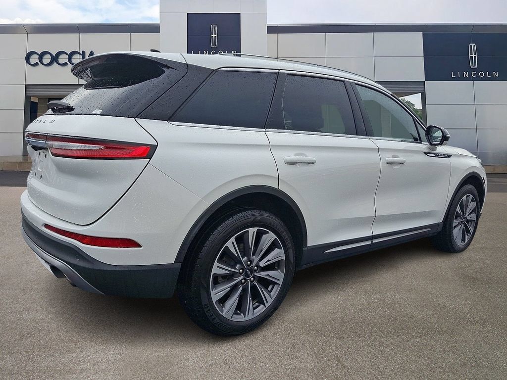 Certified 2020 Lincoln Corsair Reserve w/ Elements Package AWD/4WD image 4