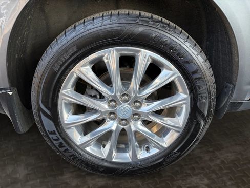 Used 2019 Buick Enclave Premium AWD/4WD image 39