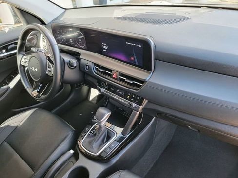 Used 2024 Kia Seltos EX image 19