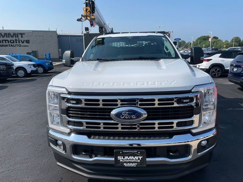 New 2025 Ford F550 XL image 27