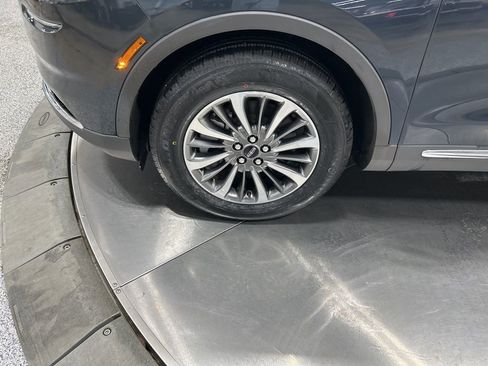 Used 2022 Lincoln Nautilus Reserve image 35