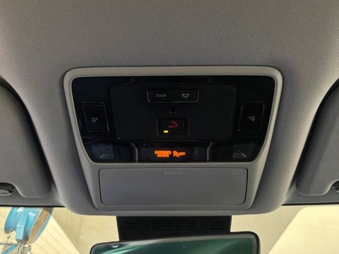 Used 2025 Toyota Grand Highlander FWD image 19