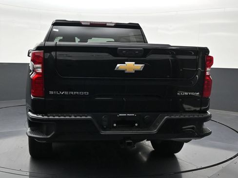 Used 2024 Chevrolet Silverado 1500 Custom RWD image 4
