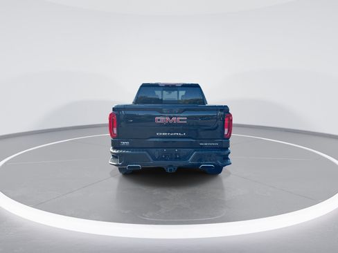 Used 2019 GMC Sierra 1500 Denali w/ Denali Ultimate Package AWD/4WD image 8