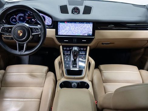 Used 2019 Porsche Cayenne image 20