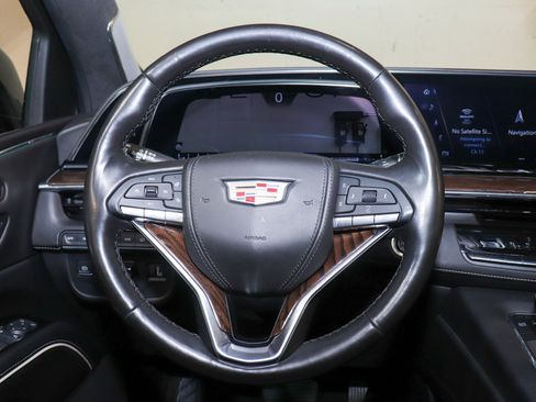 Used 2022 Cadillac Escalade ESV Sport Platinum w/ LPO, ONYX Package image 24