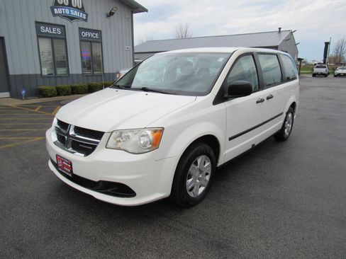 Used 2011 Dodge Grand Caravan image 1