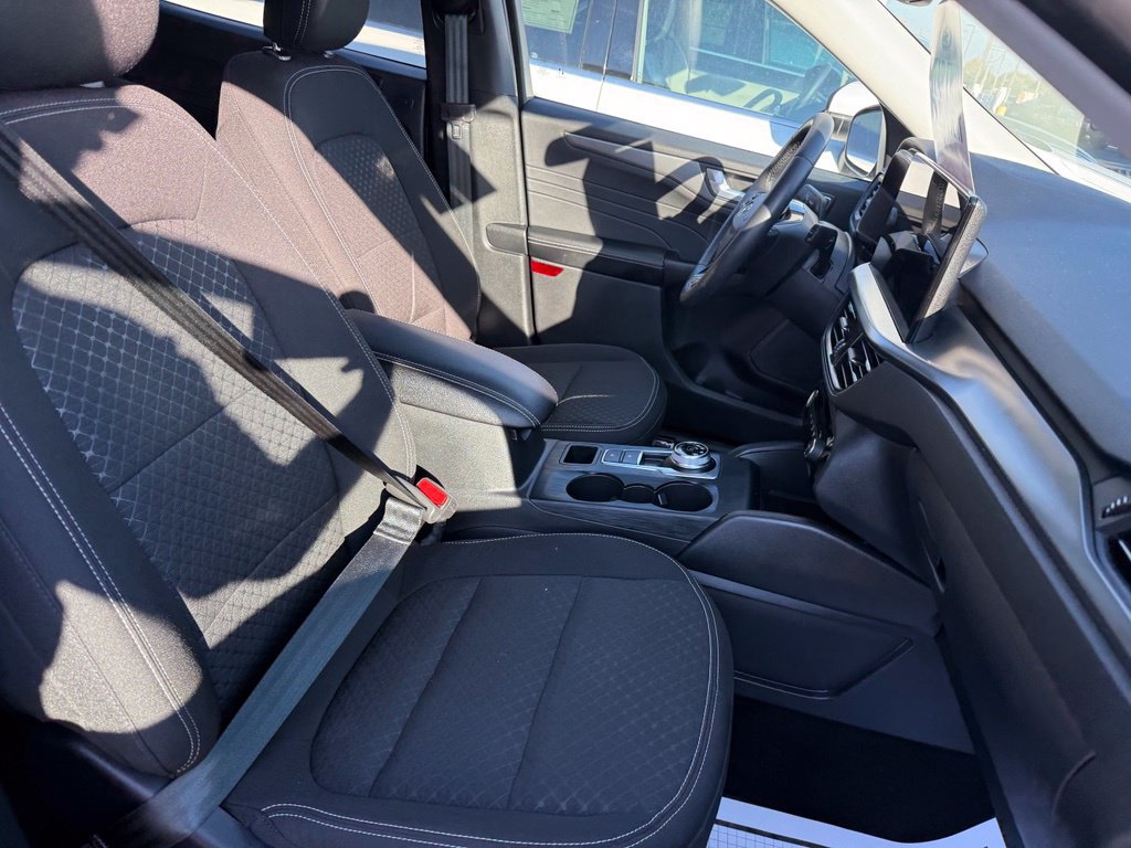 Used 2024 Ford Escape Active w/ Tech Pack #2 AWD/4WD image 26
