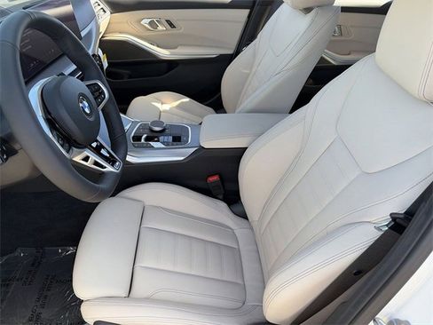 New 2026 BMW 330i Sedan w/ M Sport Package image 18