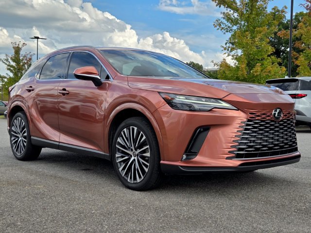 Used 2023 Lexus RX 350 Premium Plus w/ Cold Area Package FWD image 7
