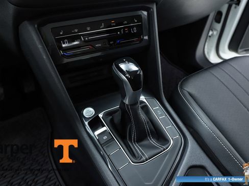Used 2022 Volkswagen Tiguan SE FWD image 61