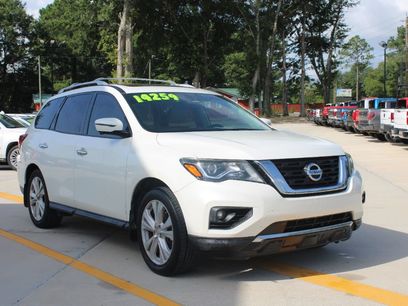 Used 2018 Nissan Pathfinder SL w/ SL Premium Package