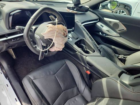 Used 2024 Chevrolet Corvette Stingray Preferred Cpe w/ 2LT RWD image 7